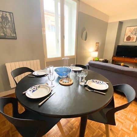 Le 107 - Poitiers - Chu - La Conciergerie. Apartment ภายนอก รูปภาพ