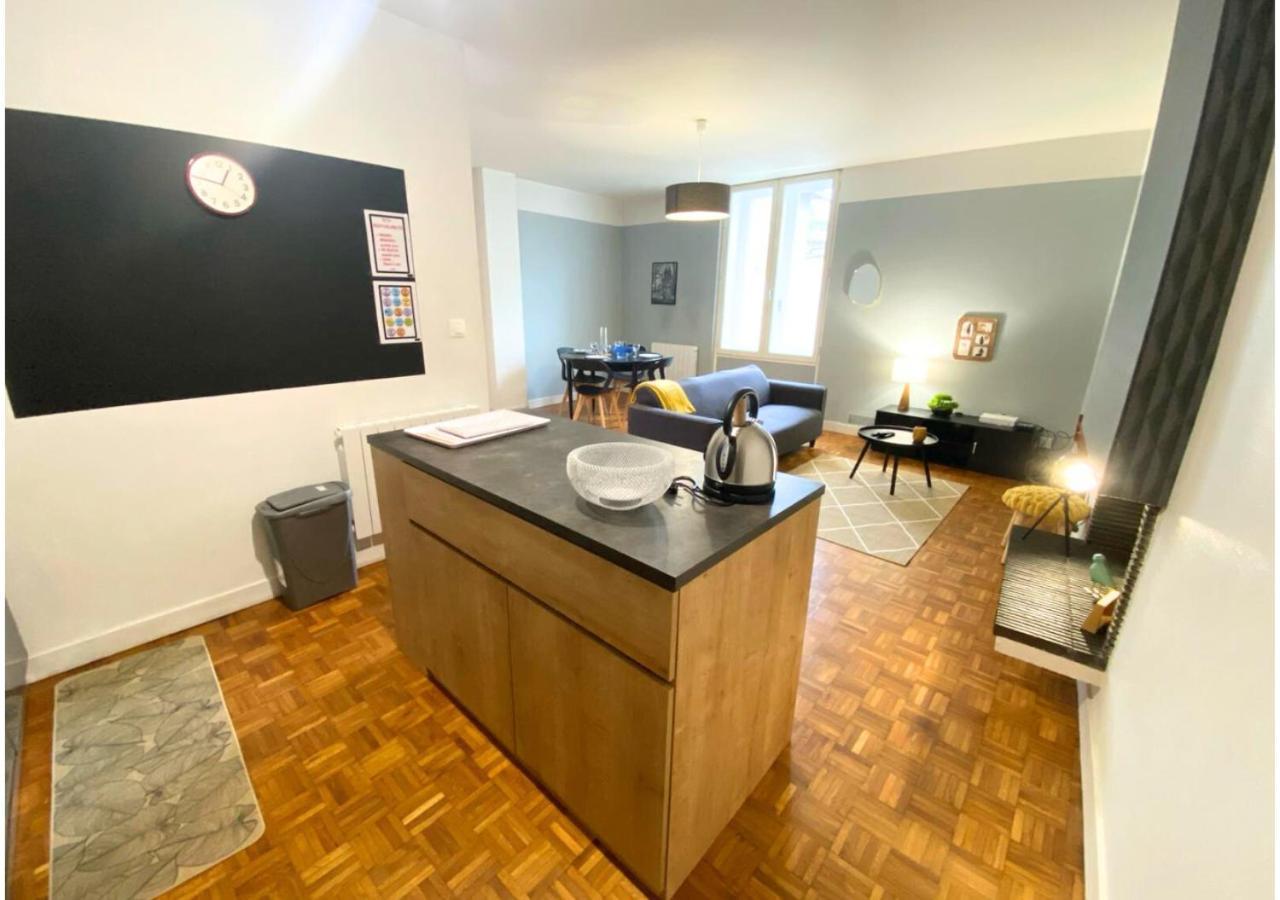 Le 107 - Poitiers - Chu - La Conciergerie. Apartment ภายนอก รูปภาพ